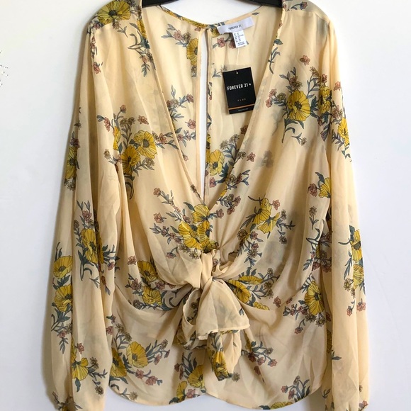 Forever 21 Tops - 🌴FOREVER 21 Woven Tie-Front Top in Yellow Foral